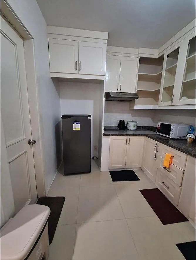 A2 2-Bedrooms Apartment 2 Queen Size Beds Transient House Near Abreeza Mall, Usep Obrero, Victoria Plaza, Sm Lanang And Spmc Davao City Konukevi