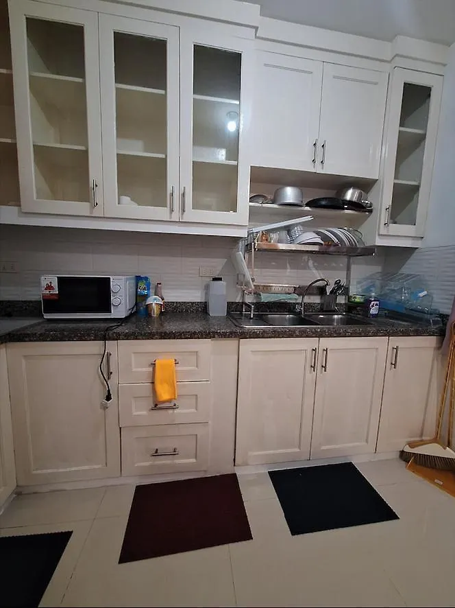 Konukevi A2 2-Bedrooms Apartment 2 Queen Size Beds Transient House Near Abreeza Mall, Usep Obrero, Victoria Plaza, Sm Lanang And Spmc Davao City