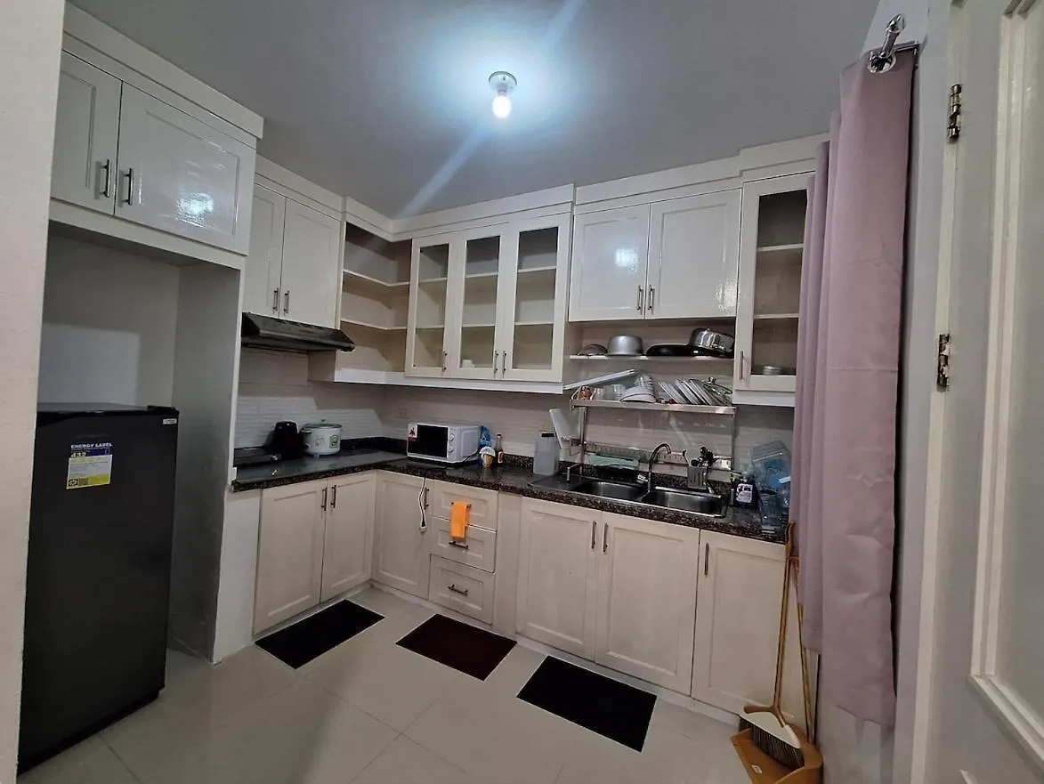 A2 2-Bedrooms Apartment 2 Queen Size Beds Transient House Near Abreeza Mall, Usep Obrero, Victoria Plaza, Sm Lanang And Spmc Davao City